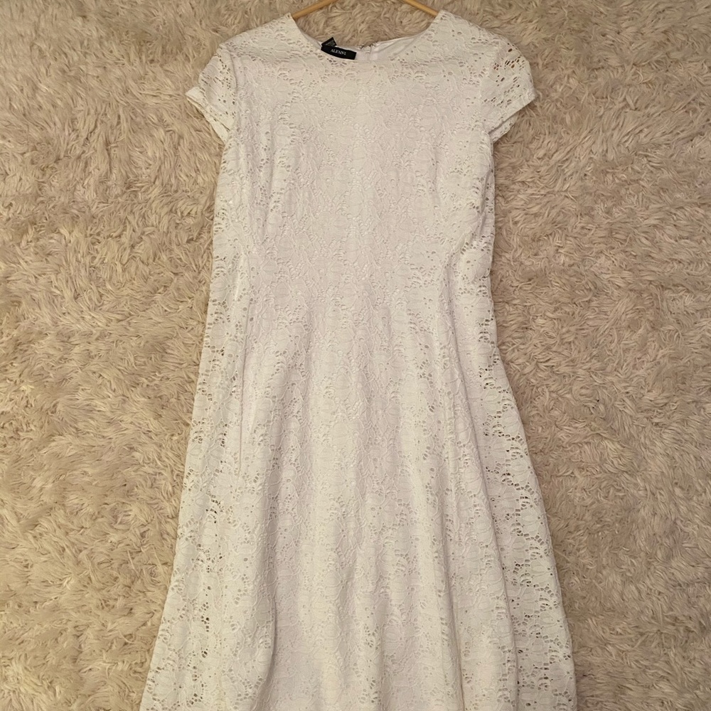 Alfani White Short Sleeve Dress
